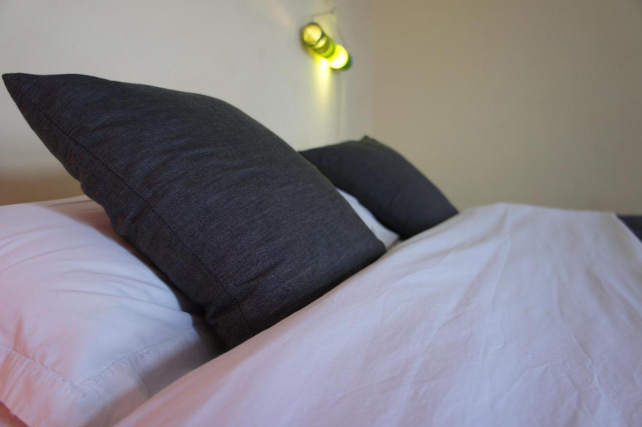 Bed & Chai Guesthouse นิวเดลี ภายนอก รูปภาพ