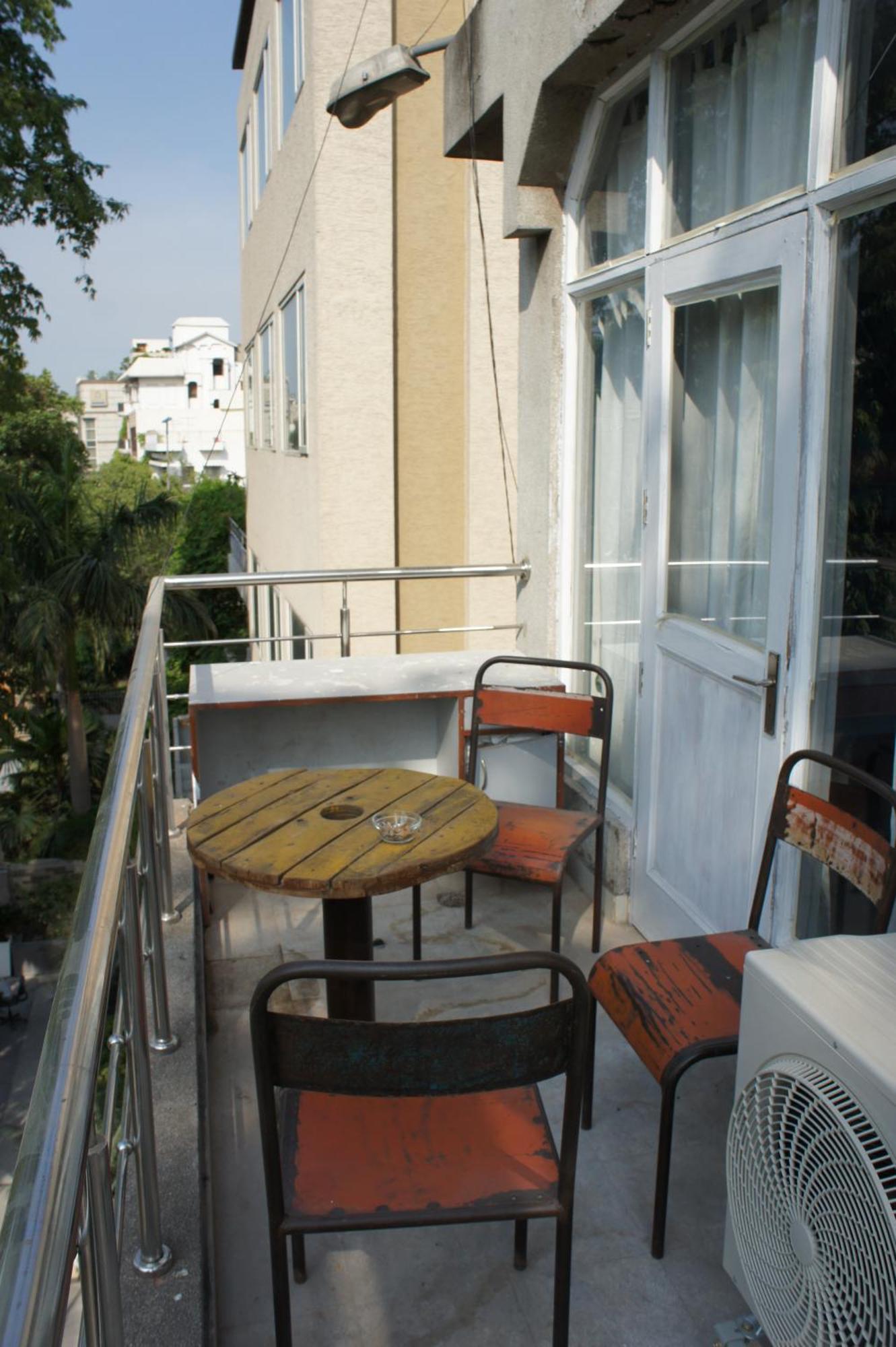 Bed & Chai Guesthouse นิวเดลี ภายนอก รูปภาพ