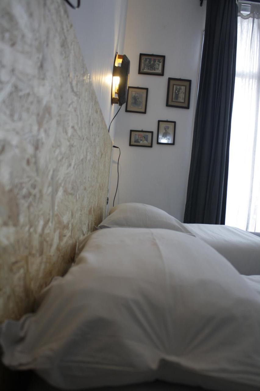 Bed & Chai Guesthouse นิวเดลี ภายนอก รูปภาพ